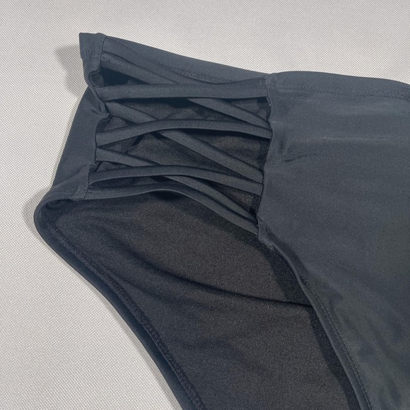 NWT Xhilaration Cut Out Hipster Plus Size Swim Bottoms - Picture 5 of 9